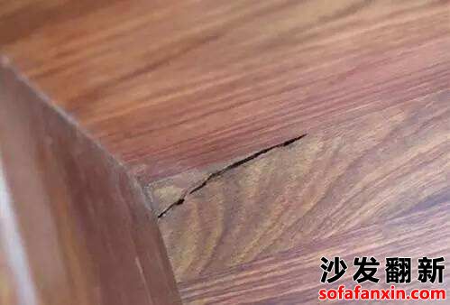 為大家介紹幾種防止紅木家具開裂的預防措施